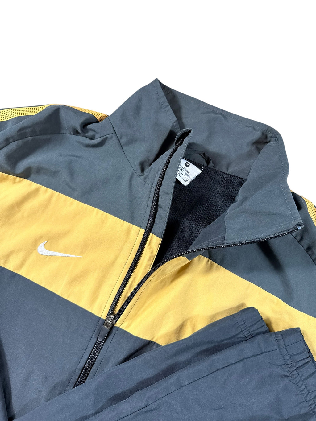 Nike Tracksuit (M)